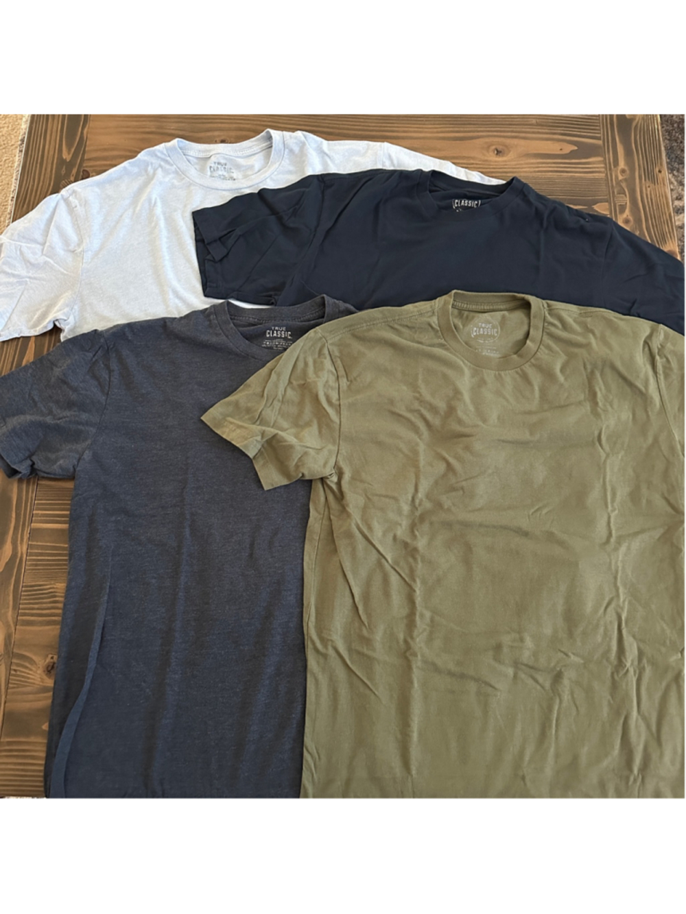 Men's True Classic T-Shirts Size L 4-Pack Black Olive Gray Short Sleeve Tees